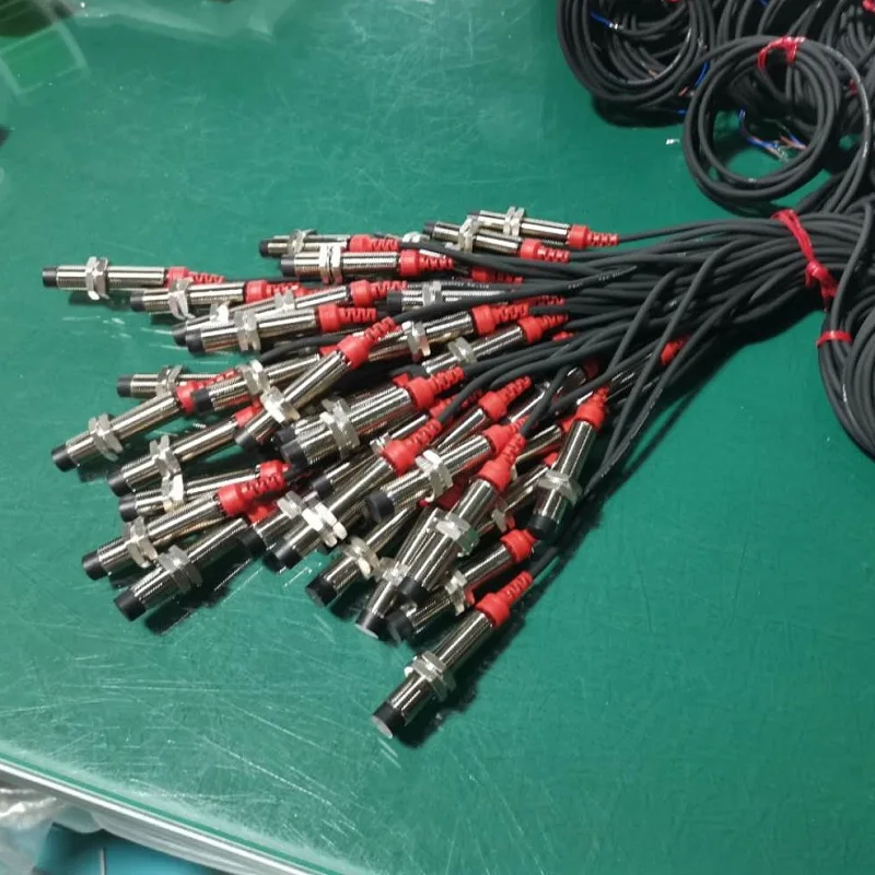 4mm M12 Metric thread non flush type inductive sensor DC 12-24V presence induction sensors.jpg