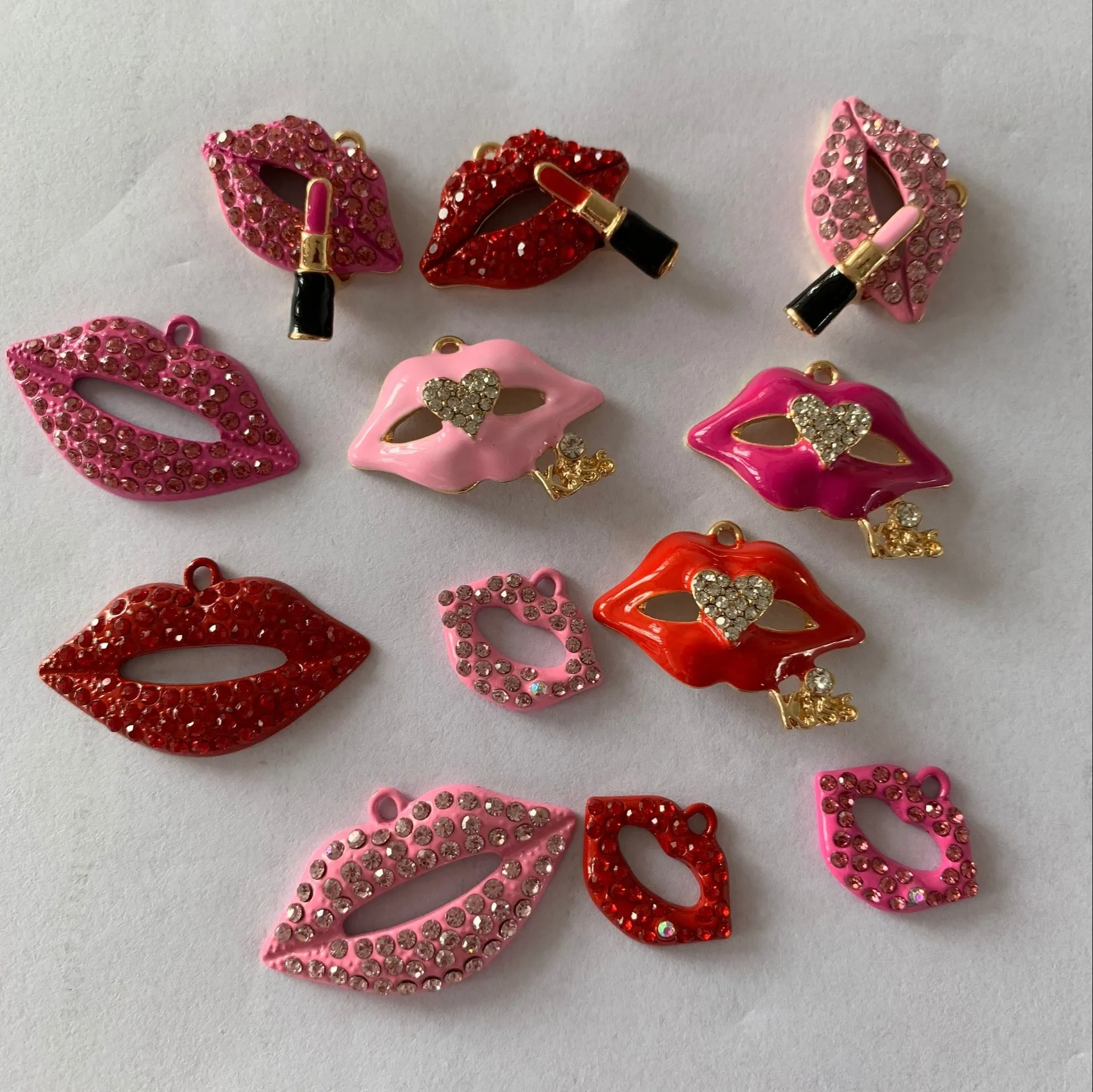 

girl sexy lips charms rhinestones lips charms pendants color enamel full crystals paved lips charms for bracelet, Red, pink, rose red