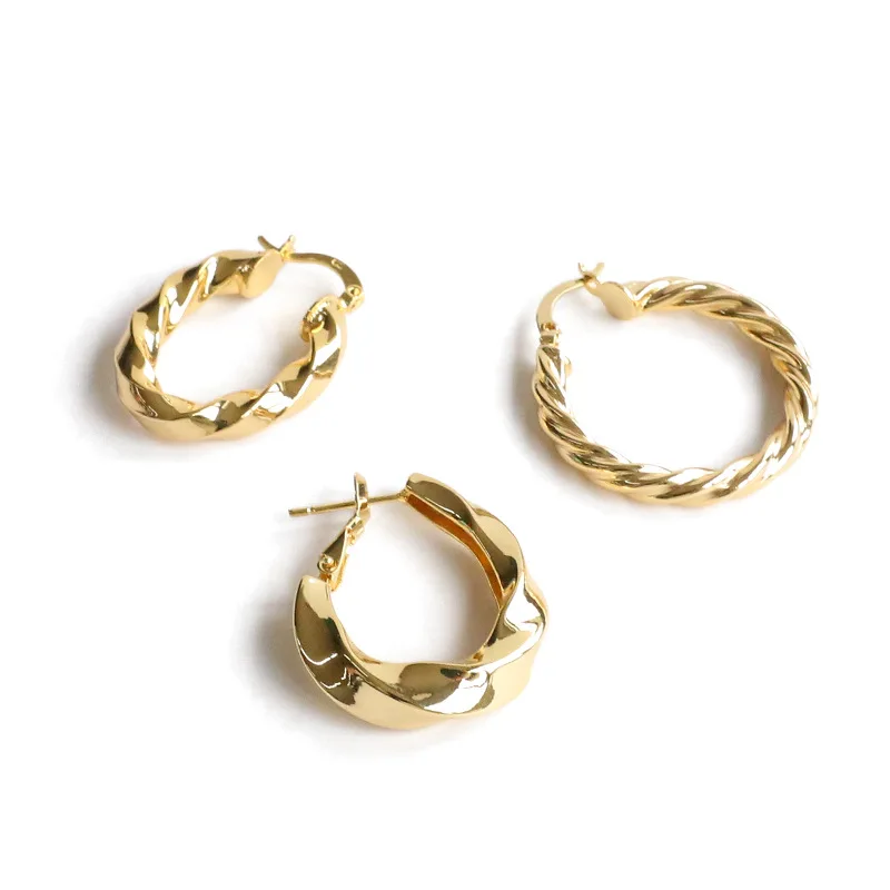 

2020 European Minimalism High Quality Brass Real Gold Plated 30mm Big Hoop Earrings Gold Twisted Hoop Earrings, As pictures