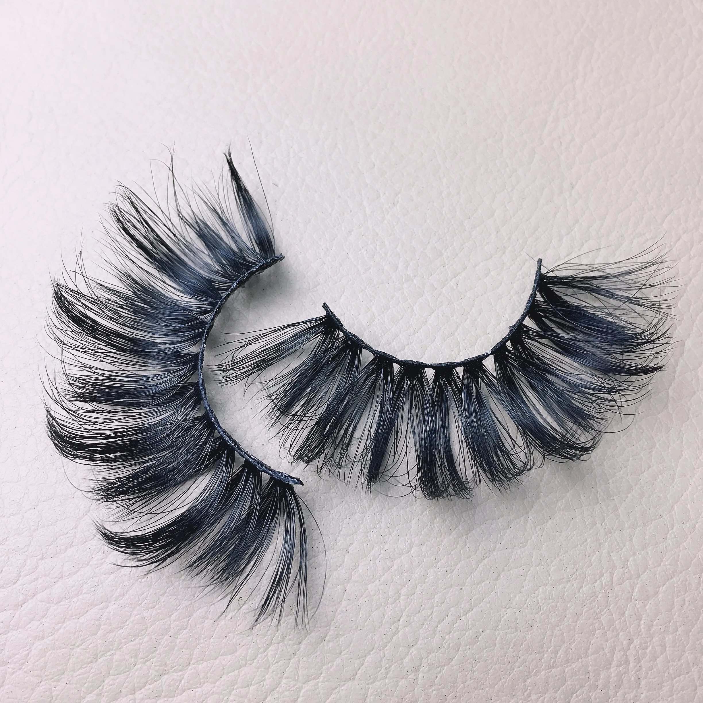 

Synthetic False Eyelashes Full Fluffy Volume 3D Lashes Mink Luxury Multi-layered Effect Reusable Wispies Lashes In Bulk