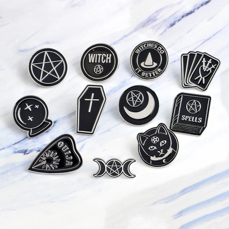 

Fashion Game Ouija Board Alloy Enamel Pin Brooch for Women Men Jewelry, Black