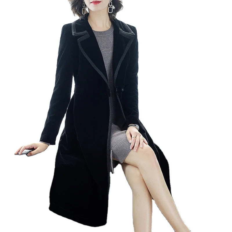 

Black velvet trench coat TA8315095