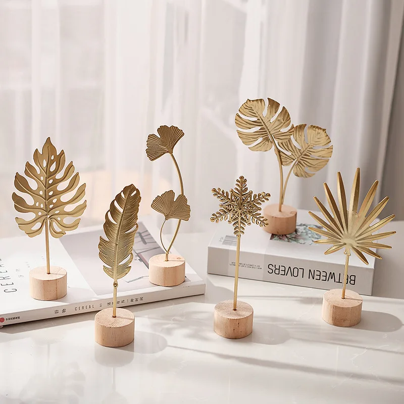 Bohemian Light Luxury Metal Crafts Creative Home Living Room Porch Wine Cabinet Decoration Iron Ginkgo Leaf Ornaments Christmas