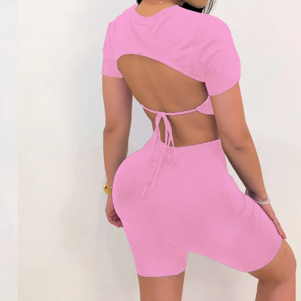 

Fashion 2021 fashion women outfit Two-piece set of short sleeved shorts with backless straps, Color as picture