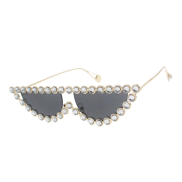 

Kenbo Eyewear Luxury Diamond Sunglasses Women Rhinestone Frame Cat Eye Sun glasses Sunglasses 2020