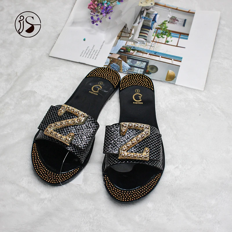 

The upper letter Z design women slides ladies slippers 2020, Picture