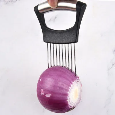 

Kitchen Accessories Stainless Steel Onion Cutter Kitchen Gadget Multi-Functional Onion Chopping For Kitchen, Black