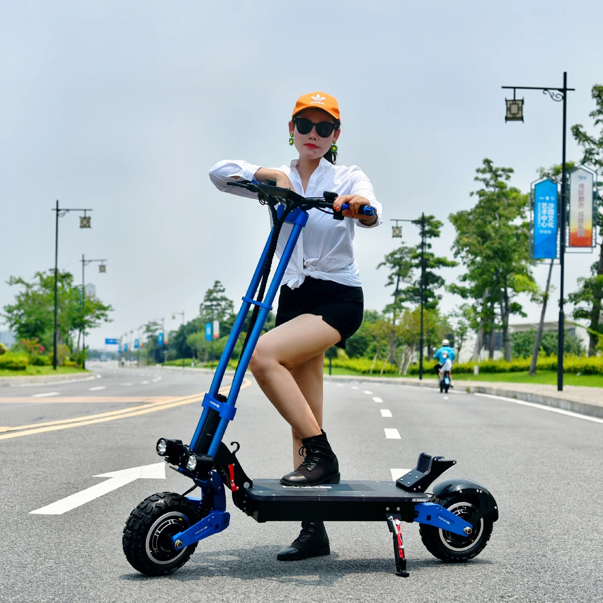 

Best Selling High Quality maike kk10s long range 100 km electric scooter fast speed powerful 5600w electric kick scooters