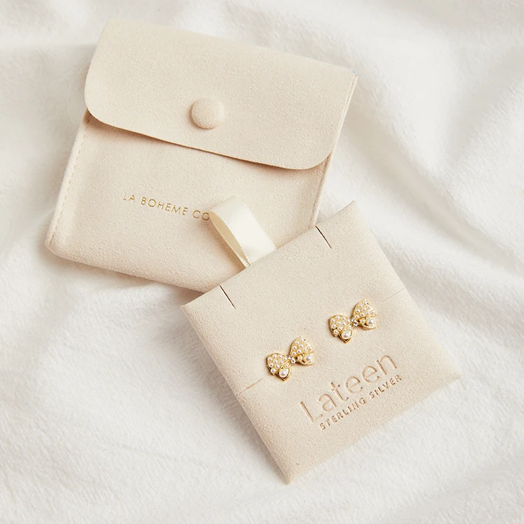 

Beige Jewelry Packaging Bag Envelope Suede Microfiber Jewelry Pouches Jewelry Card Pouch Set with Logo Custom