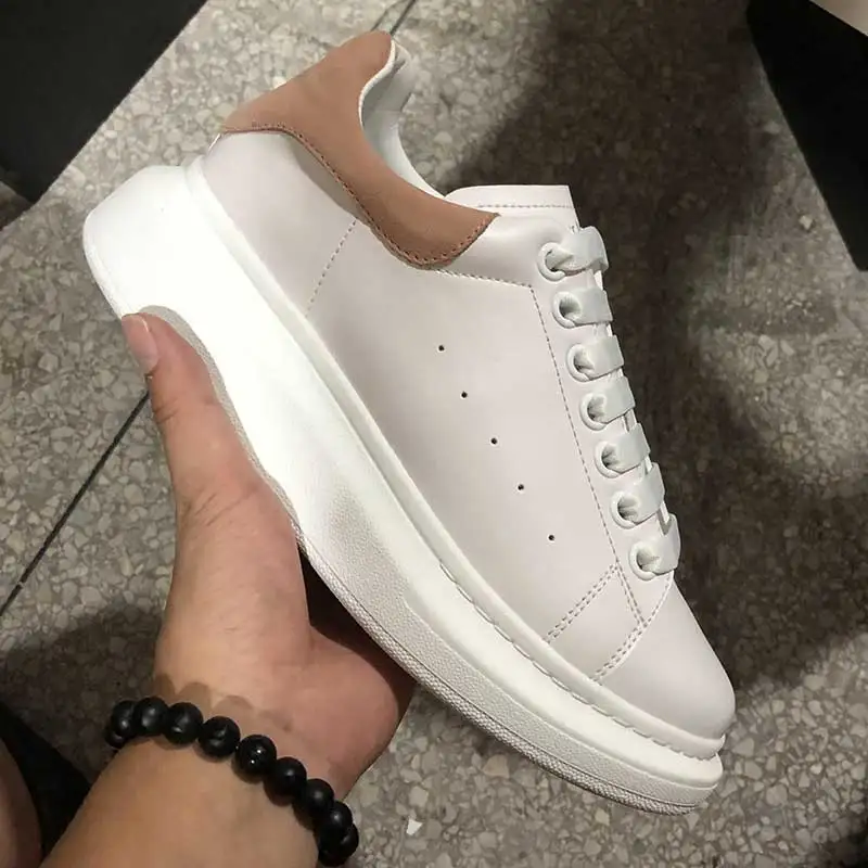 

2020 new cheap white men oversized wholesale luxury designer shoes women brand genuine leather queen casual sneakers