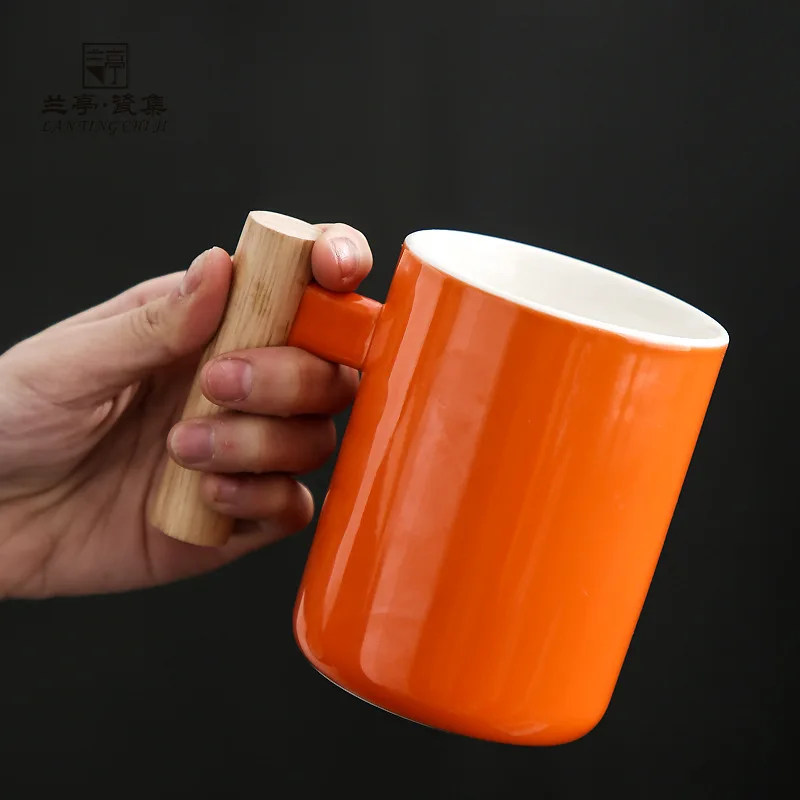 

New product wholesale custom color ceramic coffee & tea mugs with wooden lid and handle, As picture