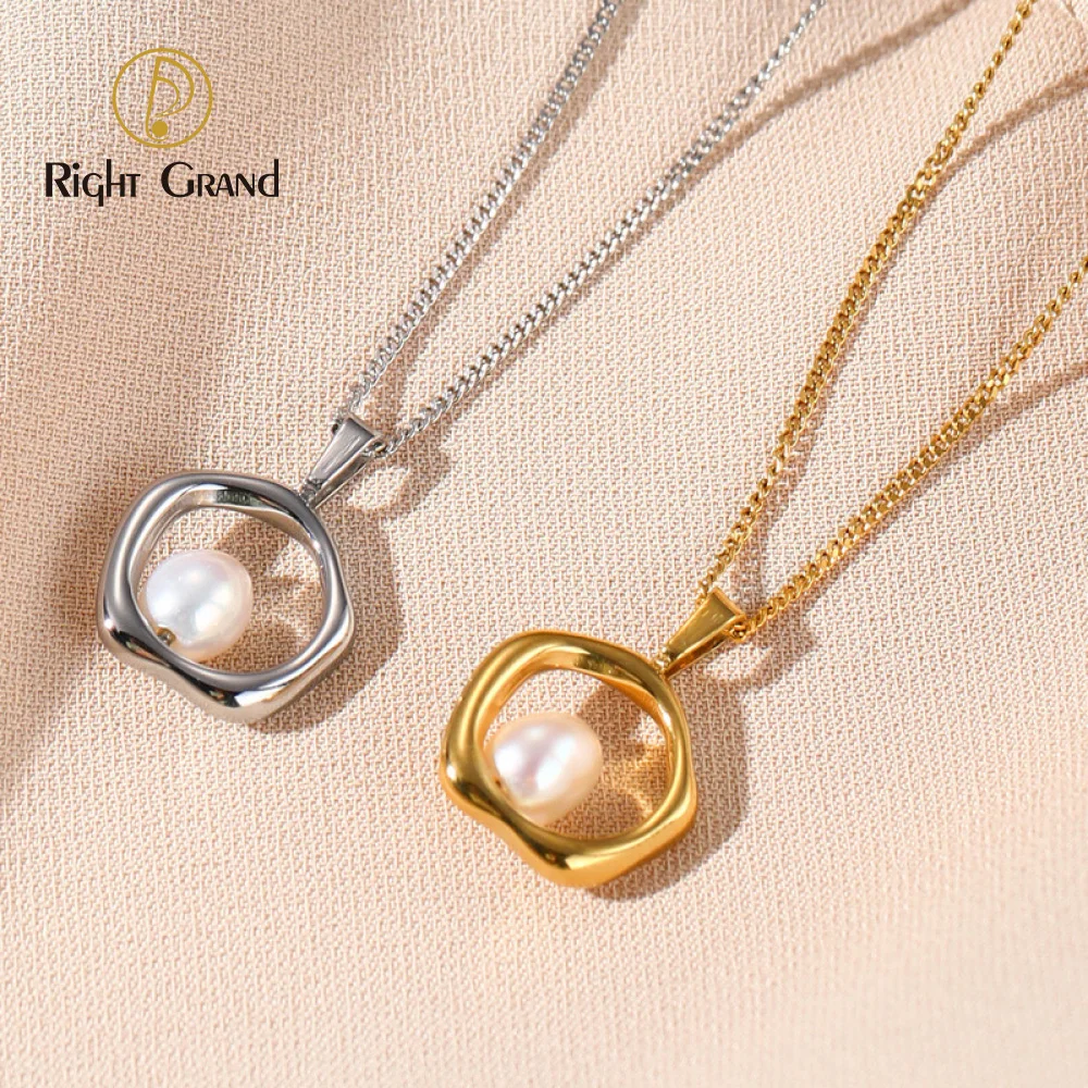 

14K Gold Plated Stainless Steel Crown Shape Pendant Necklace Trendy Stainless Steel Round Pearl Necklaces for Women