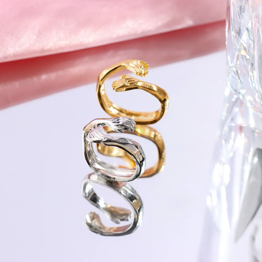 

Romantic Fashion 18k Gold Plated Jewelry Adjustable Couple Ring Embrace Hug Ring For Mother's Gift, Mixed color