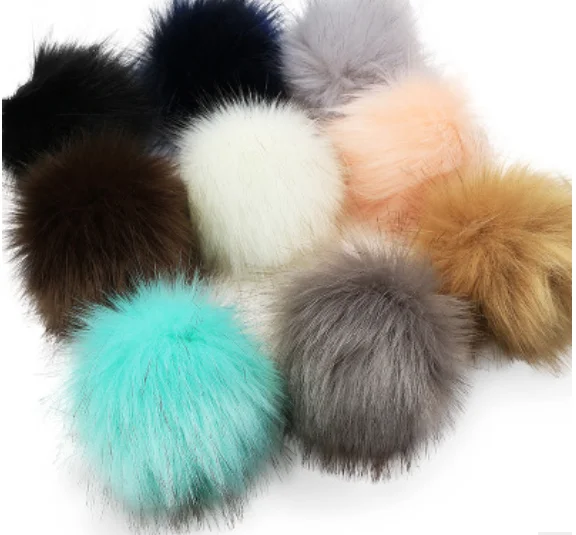 

2020 Latest Design Home Car Accessories 12-13 cm Wholesale Real Fox Fur Ball Fur Pompom, As picture shows