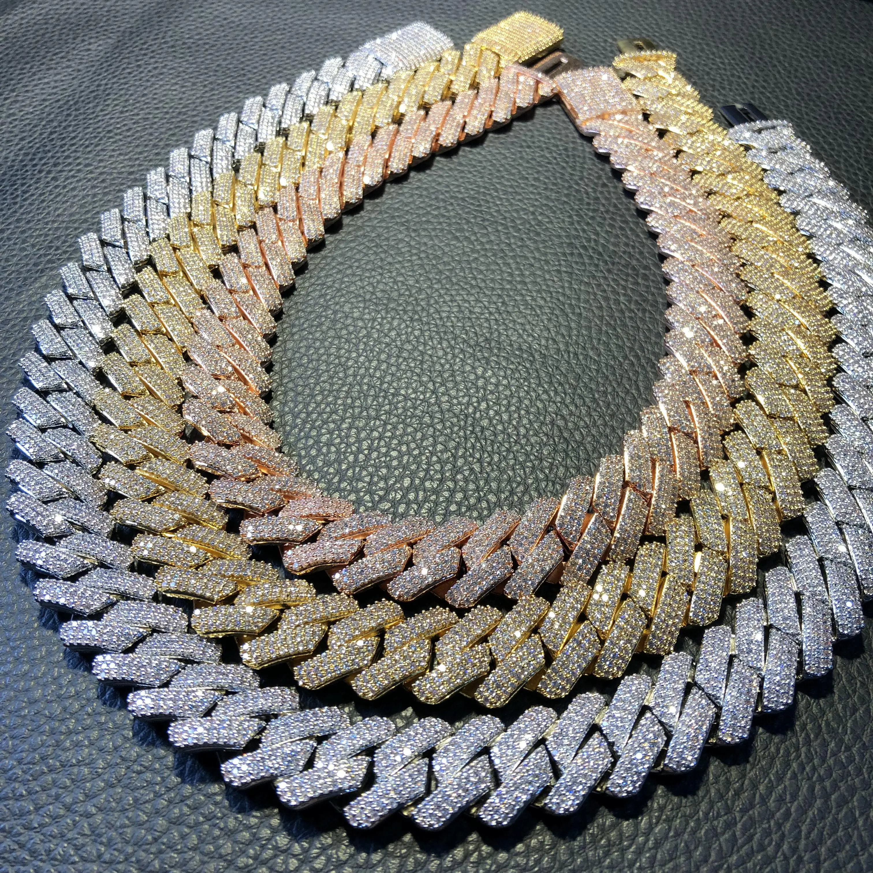 

Iced out Cuban Link chain hip hop jewelry, Picture