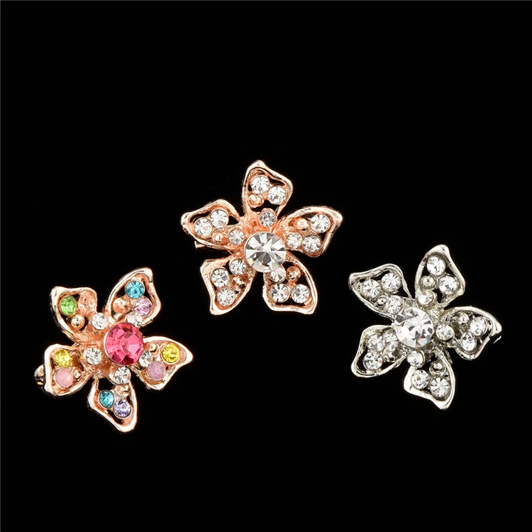 

New design small metal 5 petals flower brooch with bling bling rhinestones