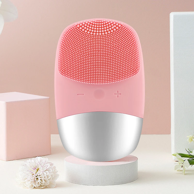 

Silicone Rechargeable Electric Lead-in Device Sonic Ultrasonic Pore Cleansing Face Brush