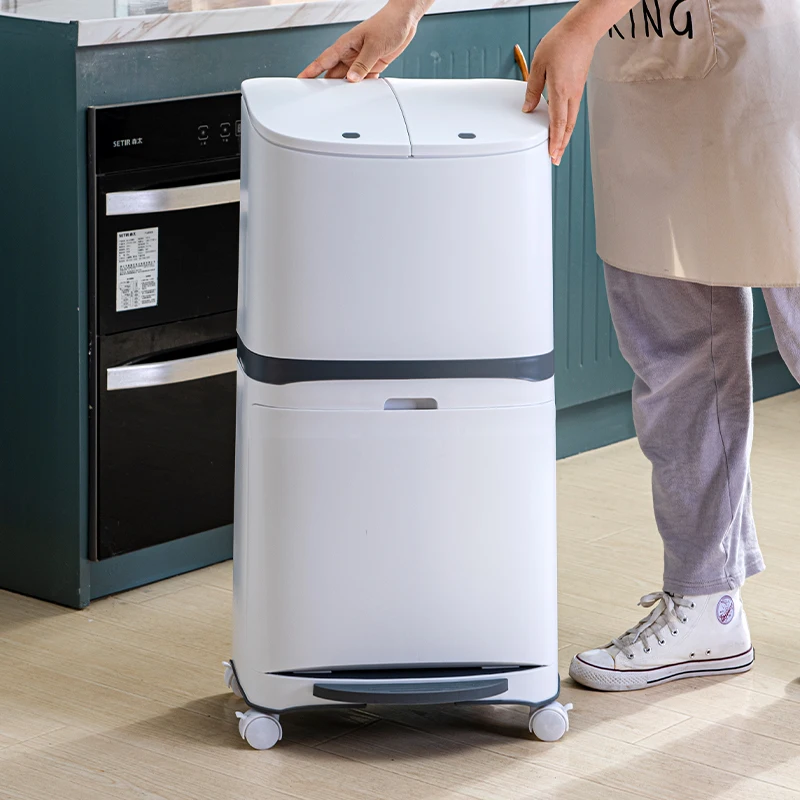 
18L/36L 3 Compartment Household Kitchen Big Trash Can Plastic Classified Garbage Can With 360 Wheel 