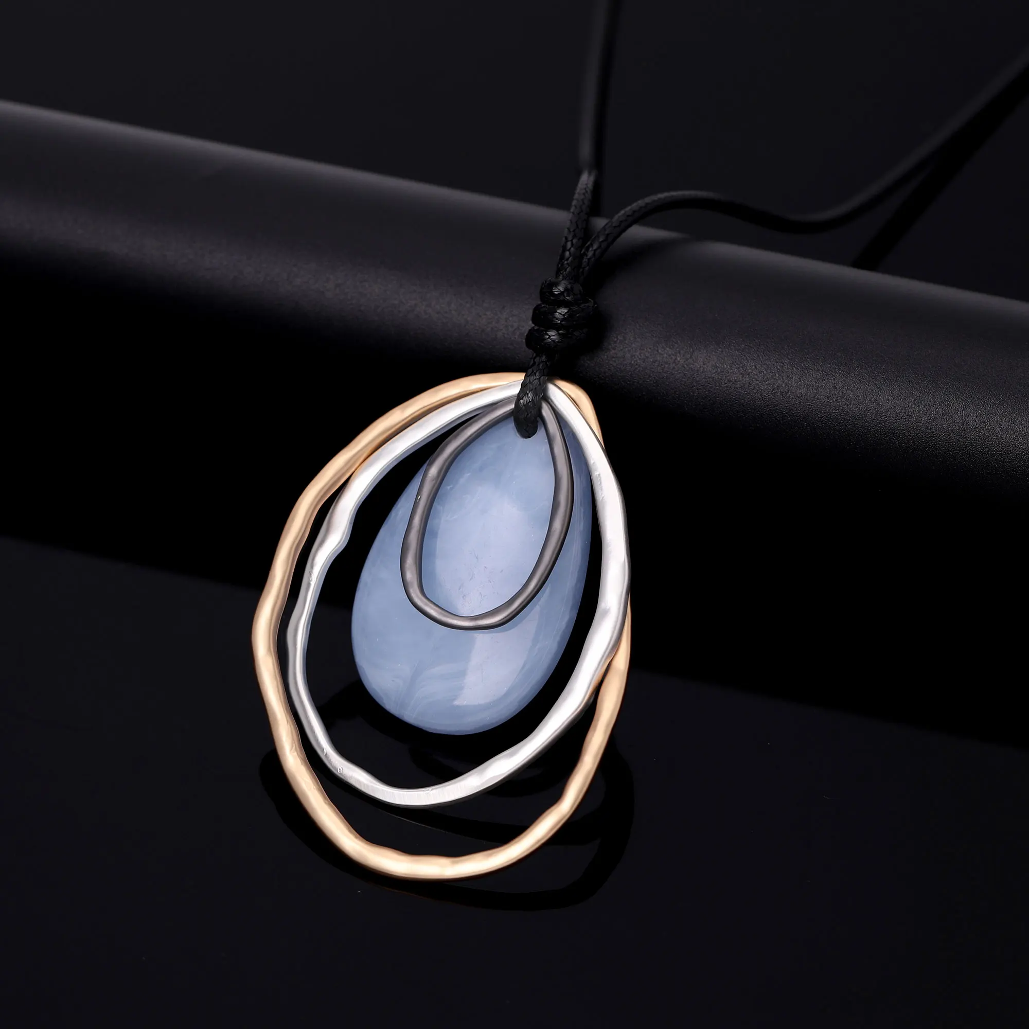 

TongLing American matte simple oval luxury jewelry long pendant resin necklace
