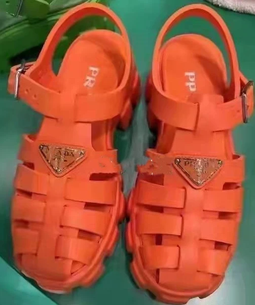 

Summer 2022 new hollow buckle belt waterproof platform woven sandals women