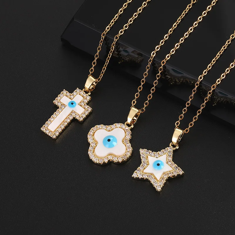 

Personalized Creative Copper Micro-inlaid Zircon Gold-plated Cross Star Eyes Necklace Exquisite Mother-of-pearl Clavicle Chain