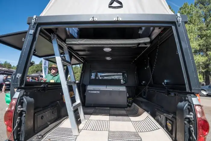 Lightweight Pop-top Truck Camper Ute Canopy With Roof Top Tent - Buy