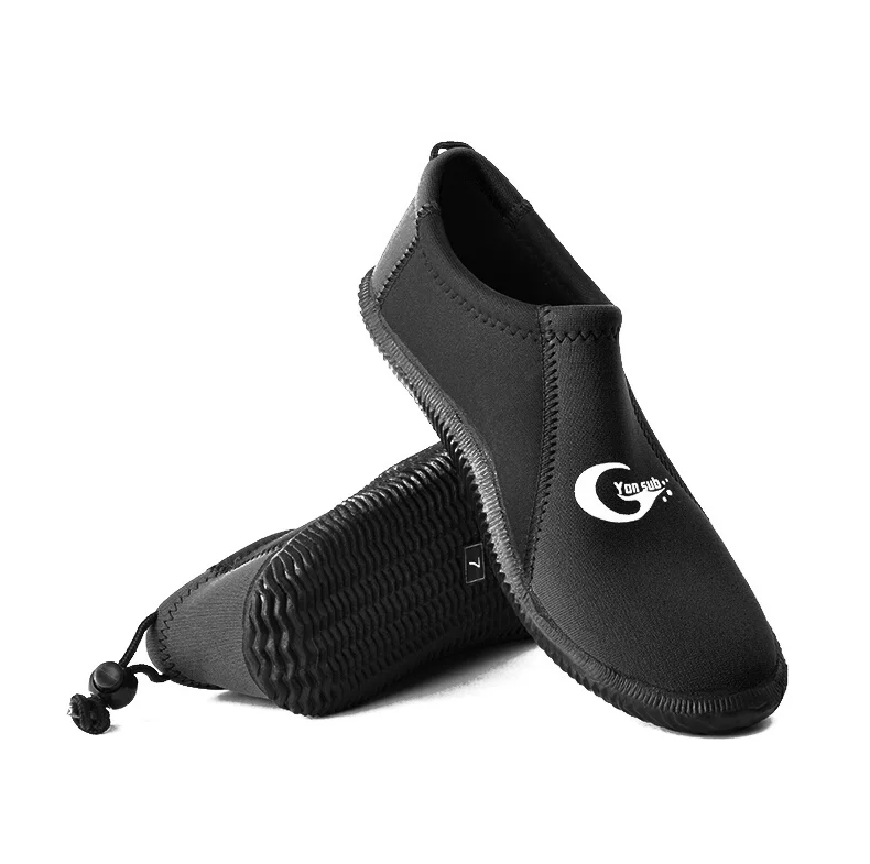 

Water sport neoprene beach swimming aqua shoes, Bule/black/ customized