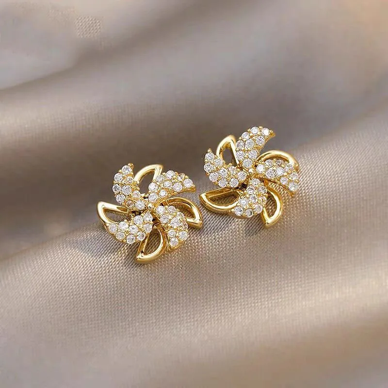 

New Exquisite Spring Summer Gold Silver Plated Fashion 925 Silver Needle Petal Diamond Rhinestone Stud Earring Ear Studs, As a picture