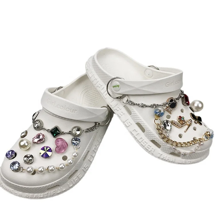 

XILIANGFEIZI Pearl Custom Clog Charms Fashion Metal Hole Sandal Buckle Rhinestone Accessories Bling Shoe Charm Chain