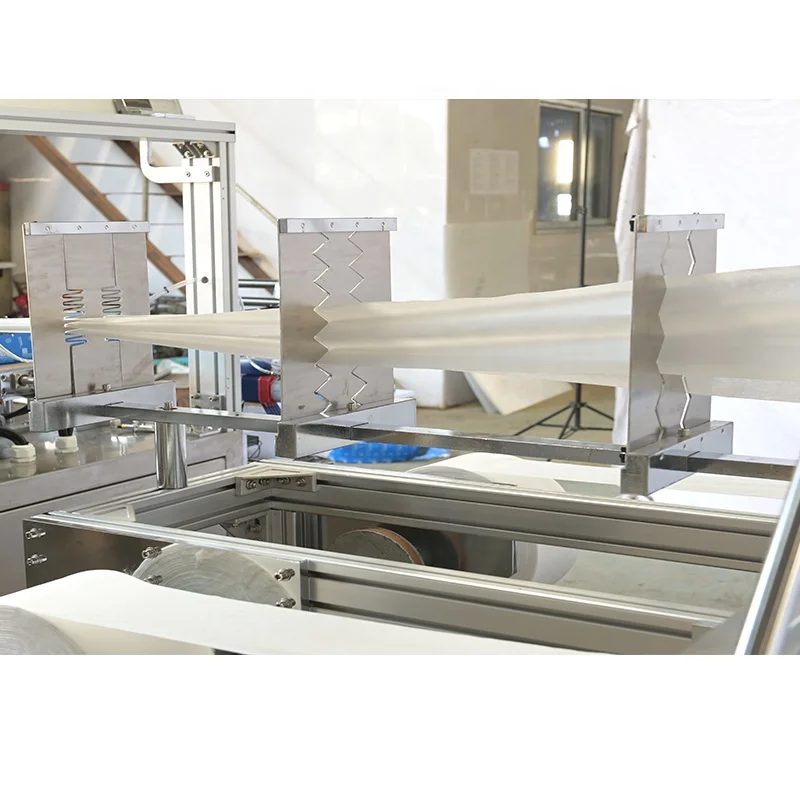 
Automatic Wet Wipes Packaging Machine with China Factory Price 