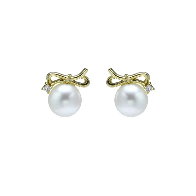 

9K Solid Gold Freshwater Pearl Bow Stud Earrings