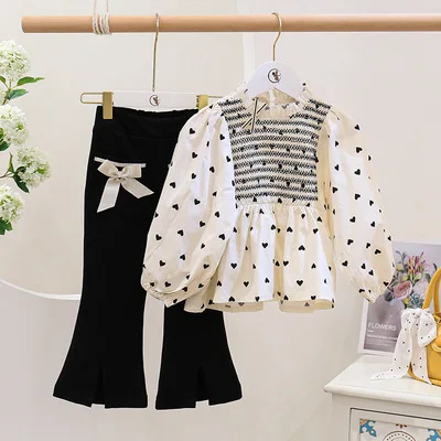 

New fashion spring autumn 2Pcs girls clothing set long sleeve heart printed ruffles top and solid flared pants outfits for girls, Picture shows