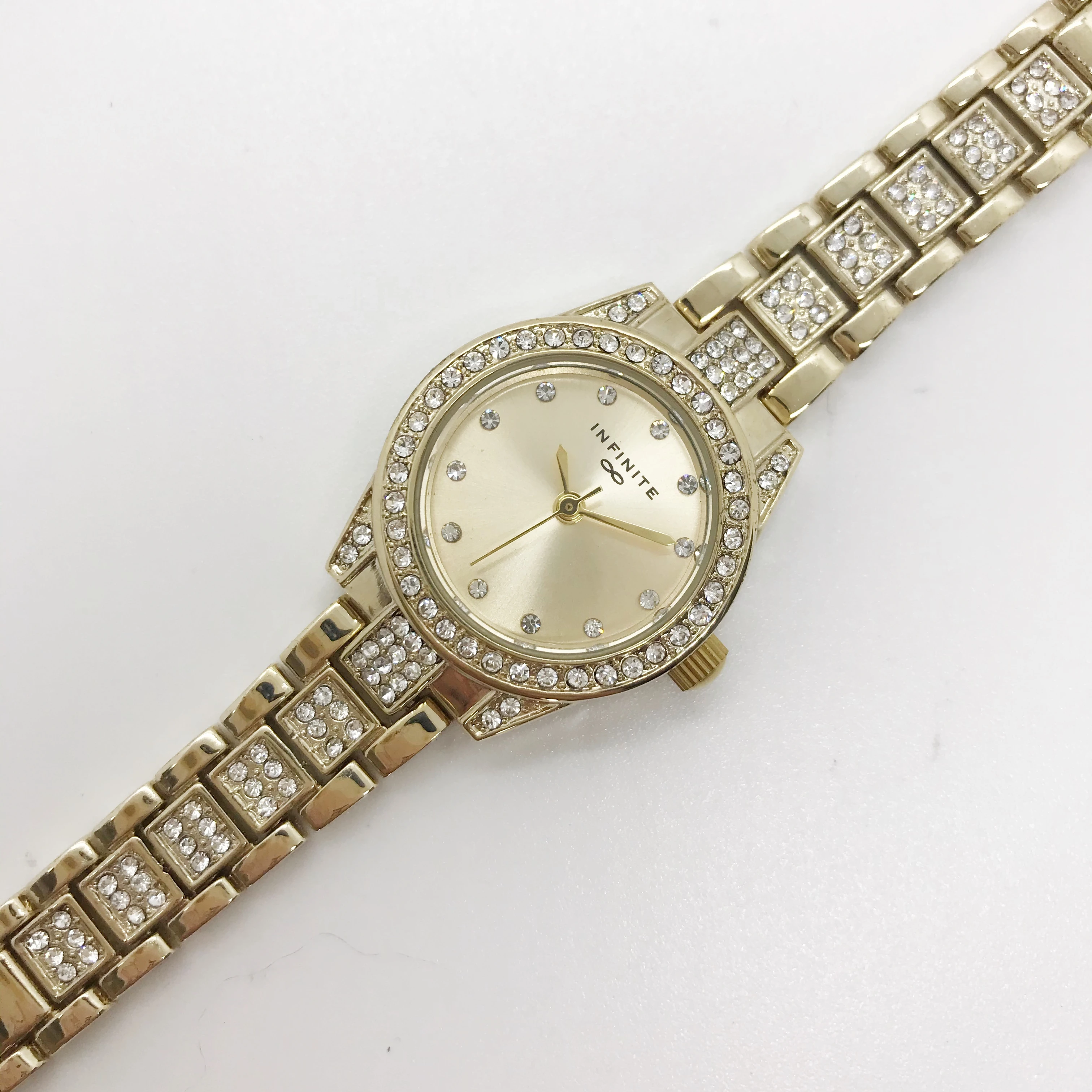 

Diamond Colorful Luxury and Charm Lady Watch
