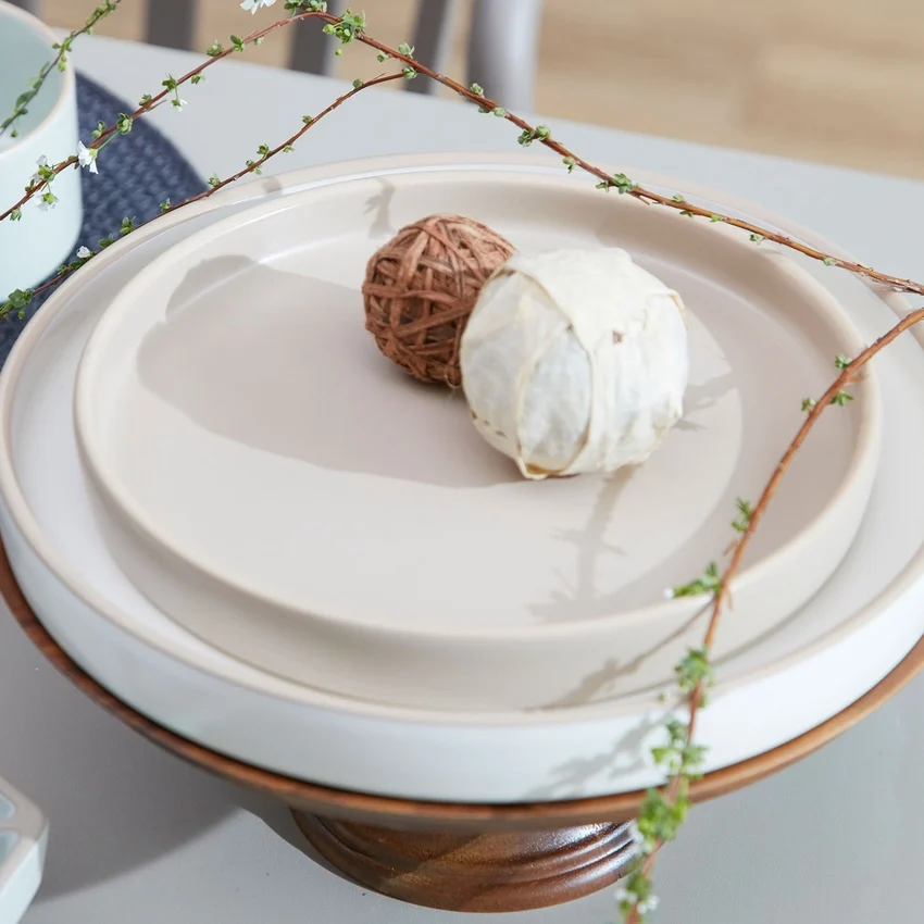 Hot Selling Korea and Japanese Style Ceramic Tableware Champagne Color Different Size Plate Bowl Mug Dinnerware