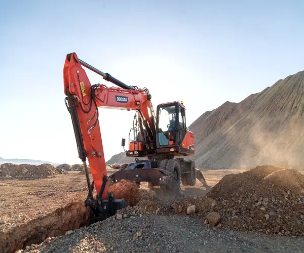 斗山dx210w-5 (t4) 轮式挖掘机