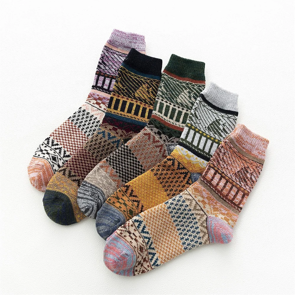 Wholesale Autumn Winter Thickened Warm Wool Custom National Style Long Retro Women Crew Socks