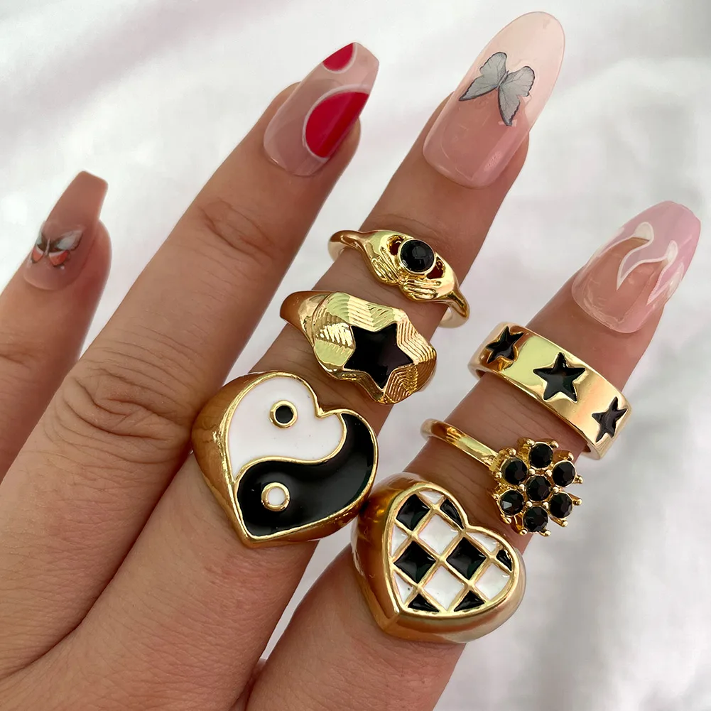 

Fashionable Bling Black Crystal Love Enamel Jewelry Gold Plated Chunky Rings Hug Heart Ying Yang Ring, Mixed color