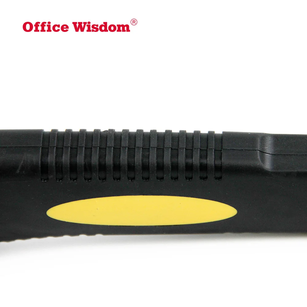 High Quality Metal Utility Knife With 3 Blades And Safety Rubber Handle