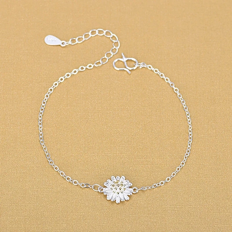 

Wholesale 925 Silver Flower Daisy Charm Women Bracelets Jewelry 2019