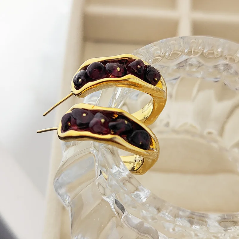 

French Vintage Style Natural Garnet Earrings Inlaid with 18k Gold Plated Premium Fashion Earrings
