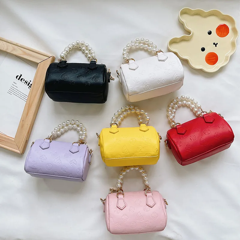 

2021 latest kids fashion handbags lil girls luxury messenger bag princess coin purse wholesale, Pictures