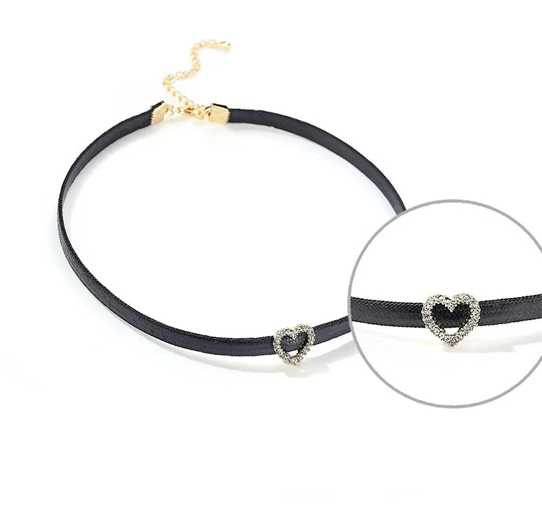 

Lucky Crystal Rhinestone Diamond Brand Choker Leather Necklace With Channel Charm