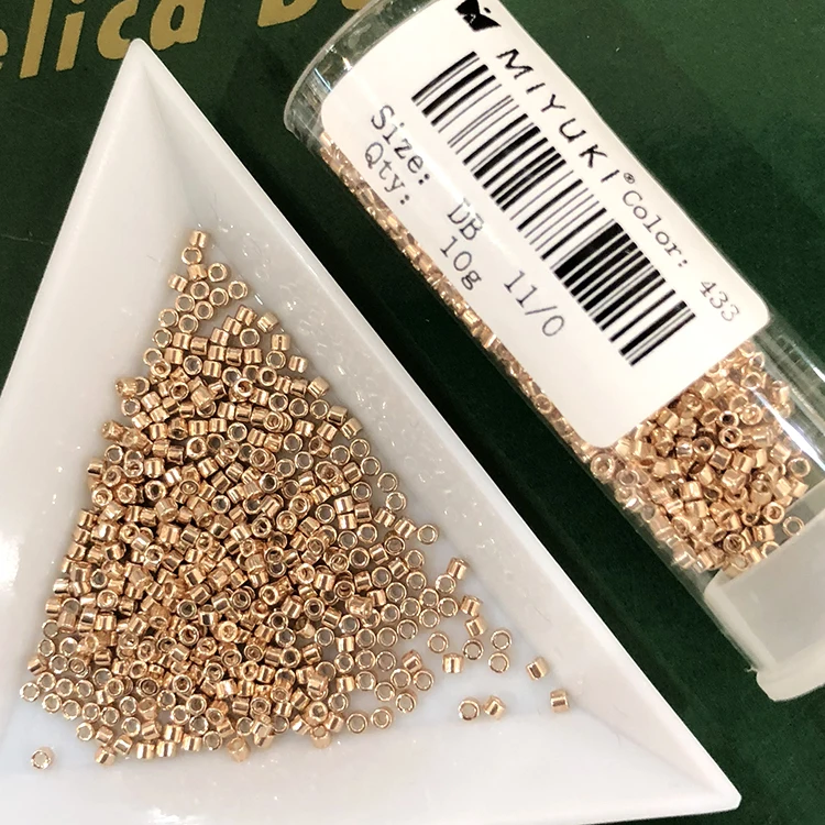 

11/0 Glass Seed Beads Making Machine in Bulk Transparent Light Pink, According to color card
