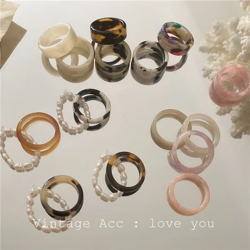 

New 3PCS Vintage Colorful Acetate Resin Pearl Ring Sweet Temperament Round Resin Acrylic Rings Set for Women Girls