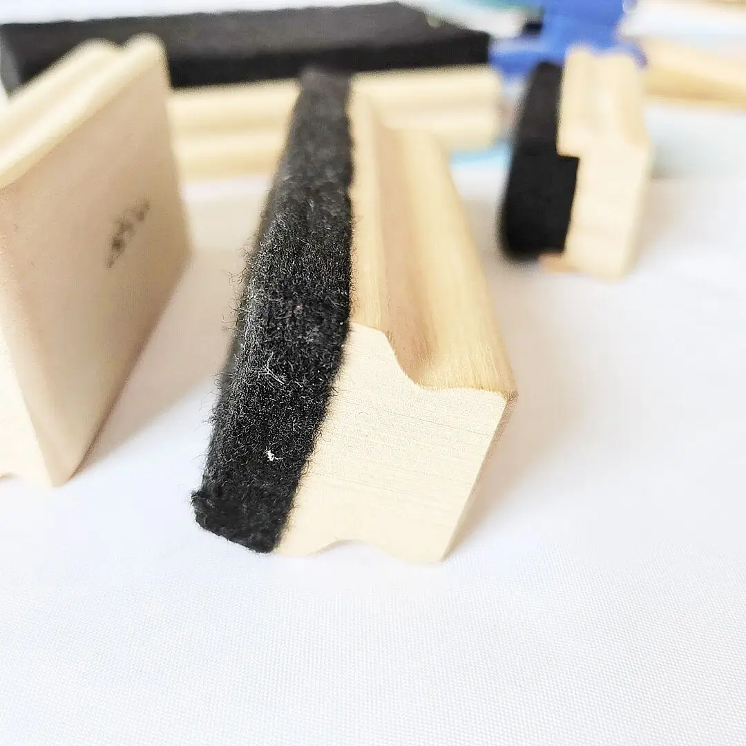 
Big Dry Erasers Wooden Blackboard Erasers Cleaner 