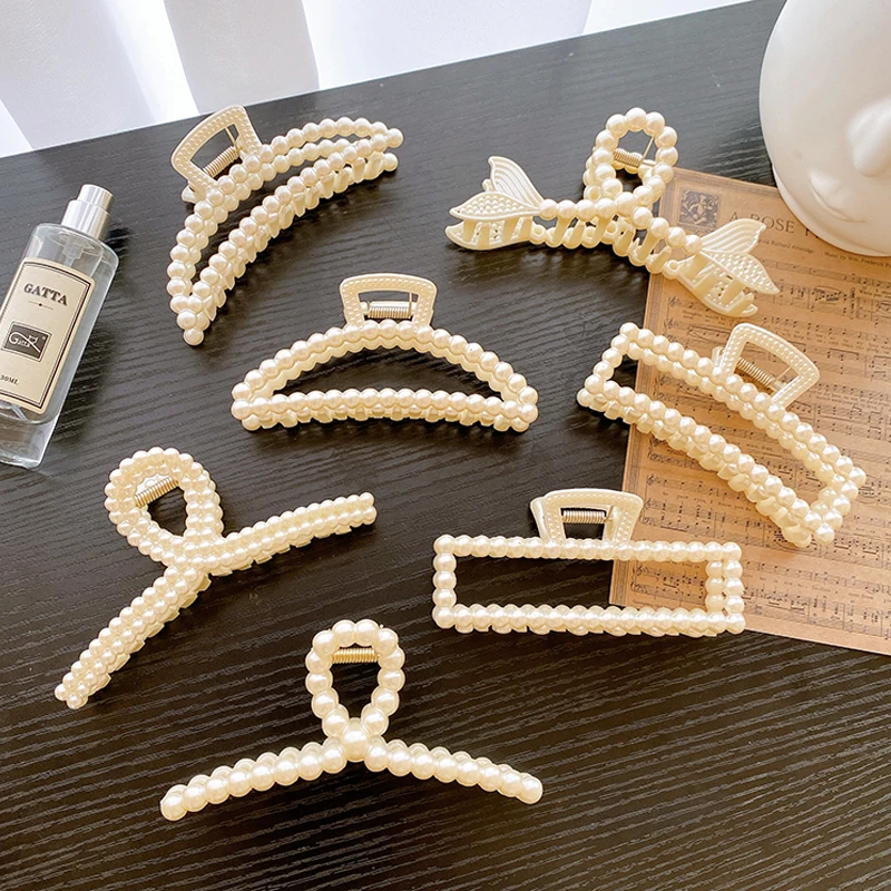 Wholesale New Style Plastic Jumbo Big Hair Claw Accessories Pearl Pure Color Hollow Out Claw Clips Women For Thick Hair