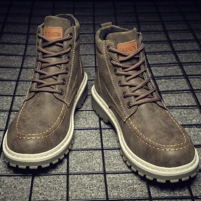 

Free Delivery Fall and Winter 2019 Men's Martin Boots Fashion High Help Men's Boots man casual boots