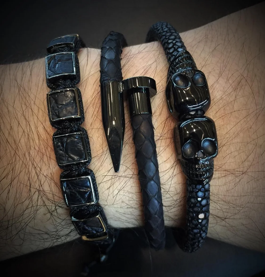 

Fashion hip hop Custom Men skull Leather bracelet jewelry supplier