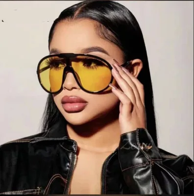 

Custom Logo 2024 One Piece Champagne Sunglasses plastic pc frame Oversized Gradient sunglasses Gradient Female Elegant Shades