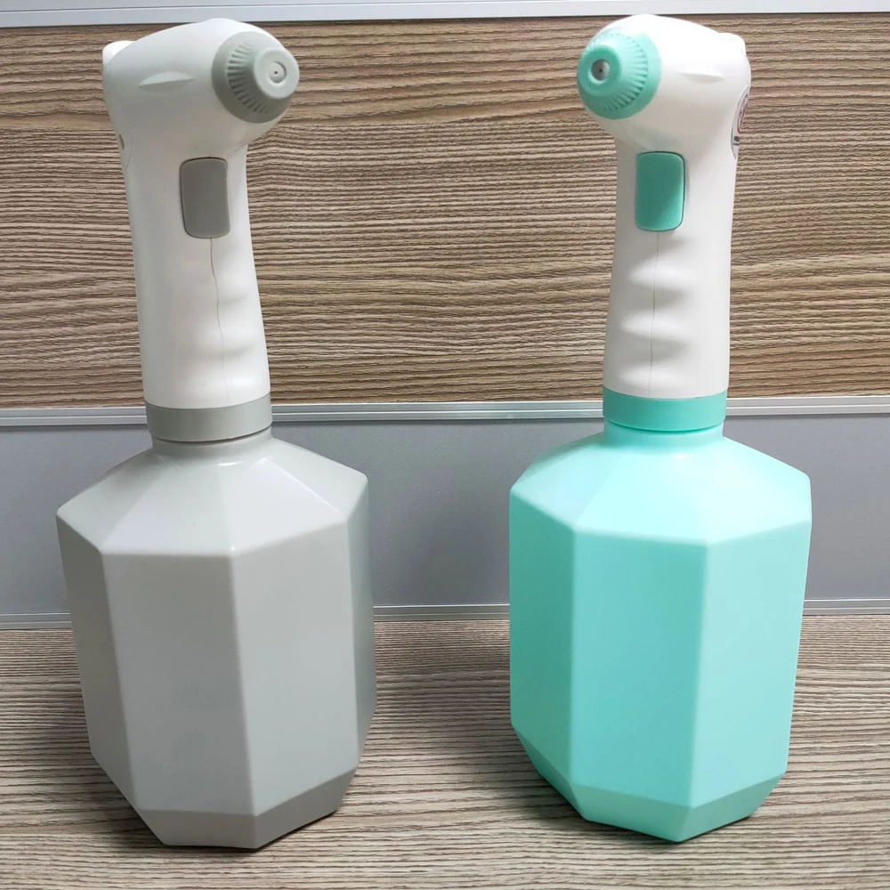 

Handheld adjustable spout nano mist gun liquid d / isinfectant sprayer watering can machine rechargeable